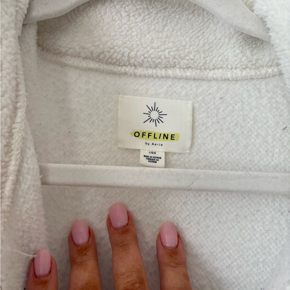 Aerie Long Sleeve Fleece Pullover - Cream and Tan - Picture 3 of 3